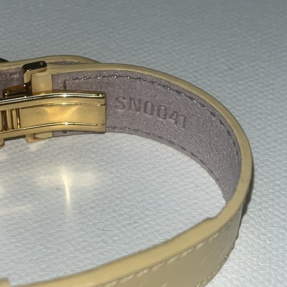 Louis Vuitton Beige Leather Bracelet - Picture 4 of 9